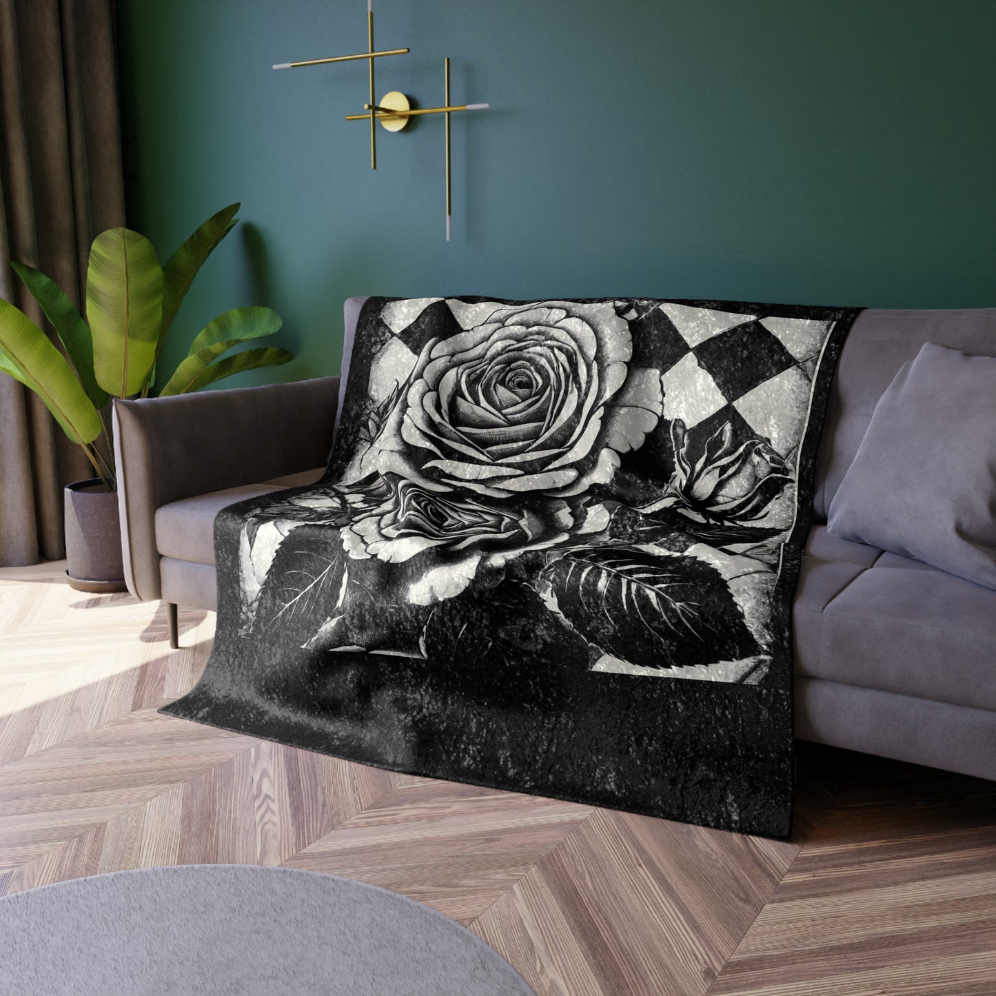 Elegant Crushed Velvet Blanket with Vintage Rose Design